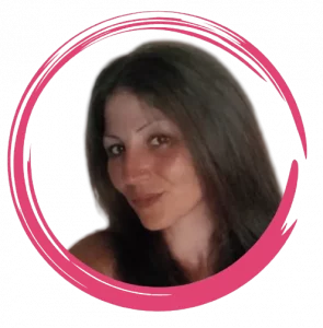 Page à propos - Photo de profil de lady web marketing - femme brune aux longs cheveux